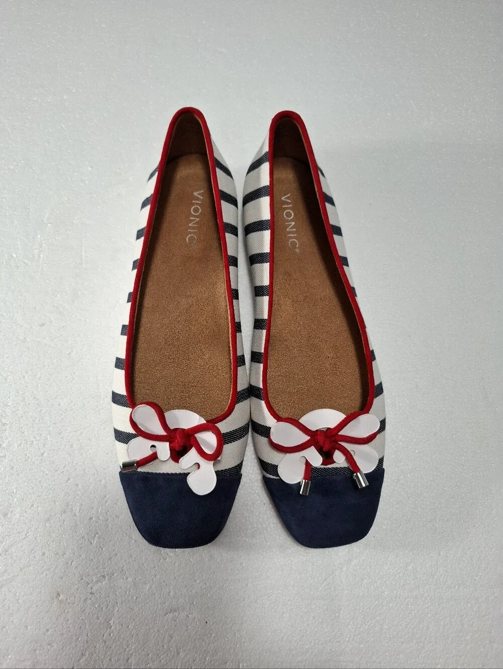 Vionic Nautical Stripe Navy & White Ballet Flats with Red Trim Size 10 NWOB - Picture 2 of 10